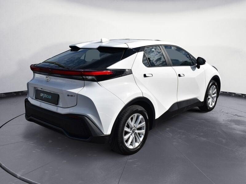 Toyota C-HR 1.8 HV E-CVT Active