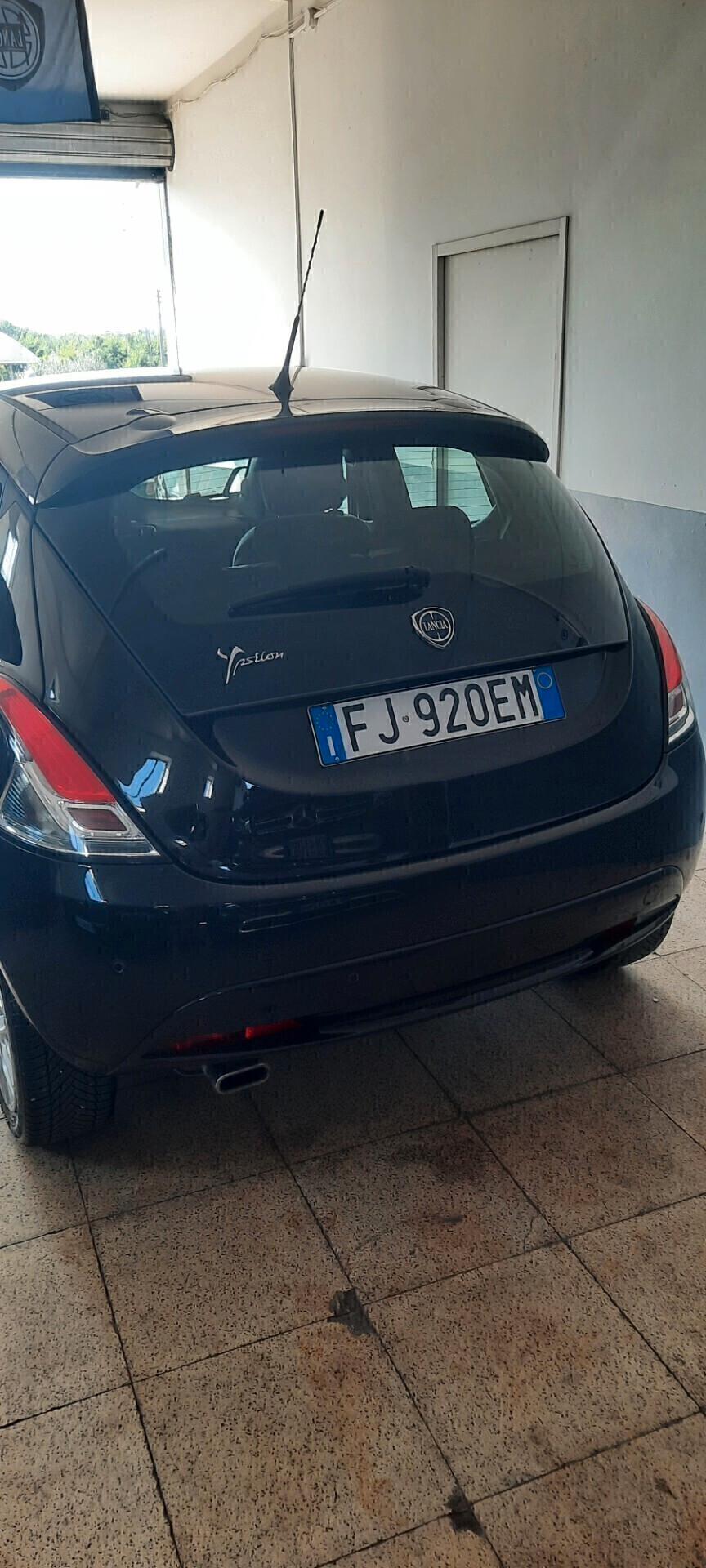 Lancia Ypsilon 1.3 MJT 16V 95 CV 5 porte S&S Mya