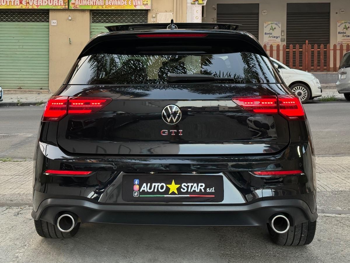 Volkswagen Golf 8 GTI 2.0 TSI 245 CV