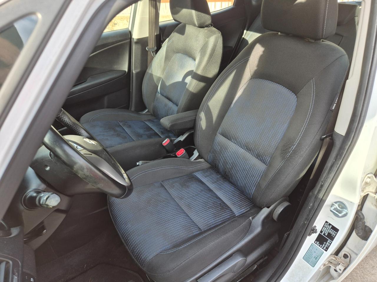 Hyundai iX20 *PREZZO VERO* 1.4 CRDI 90 CV GARANZIA 12 MESI TAGLIANDATA