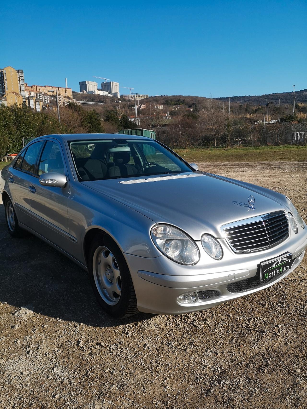 Mercedes-benz E 270 177CV - Da Vetrina