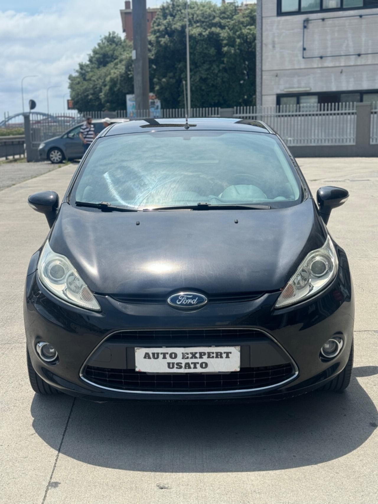 Ford Fiesta 1.4 TDCi 68CV 5 porte Titanium 2009