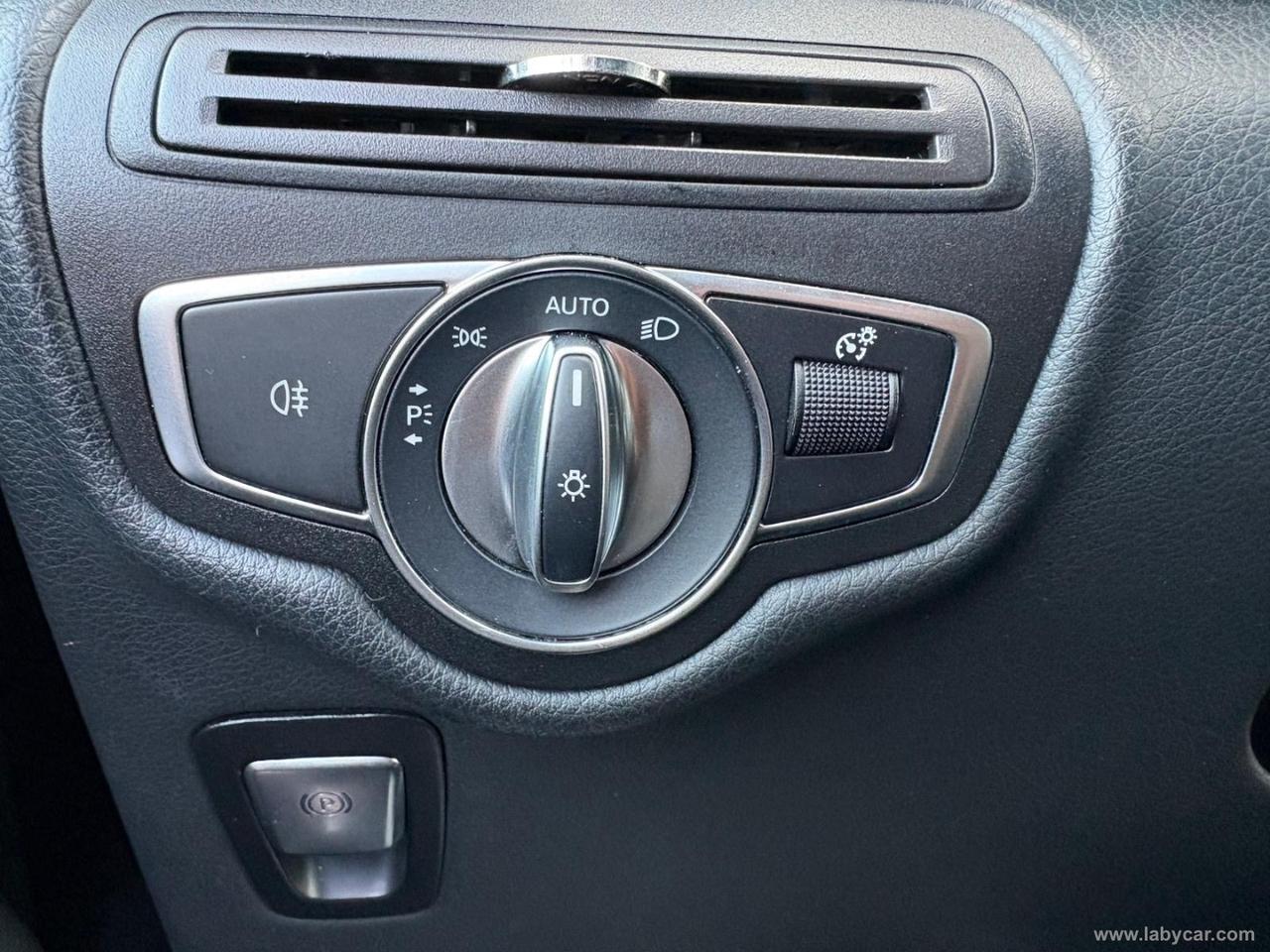 MERCEDES-BENZ V 220 d Automatic Sport Extralong