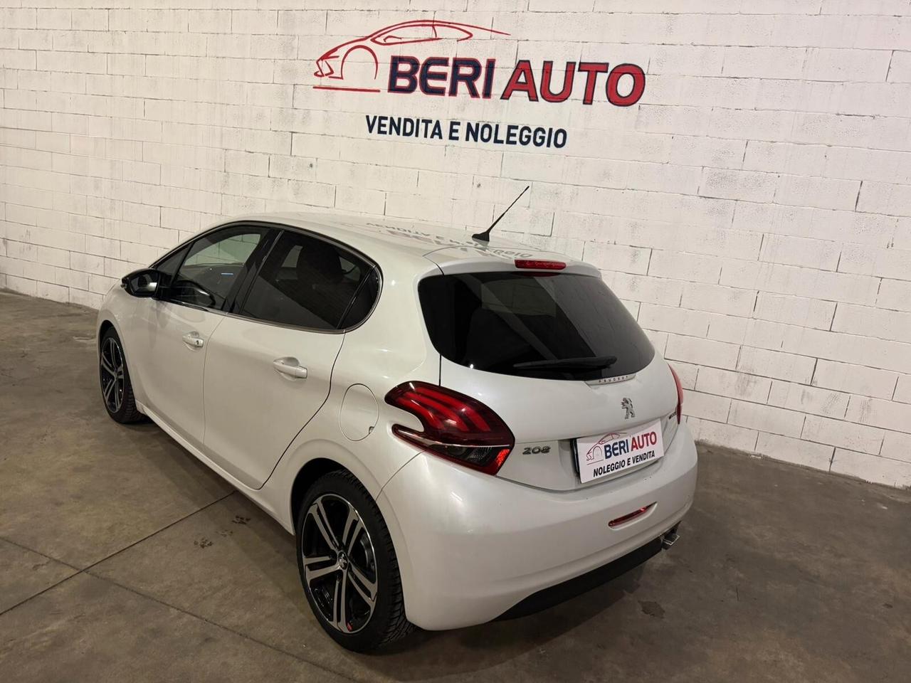 Peugeot 208 BlueHDi 5 porte allestimento GT Line