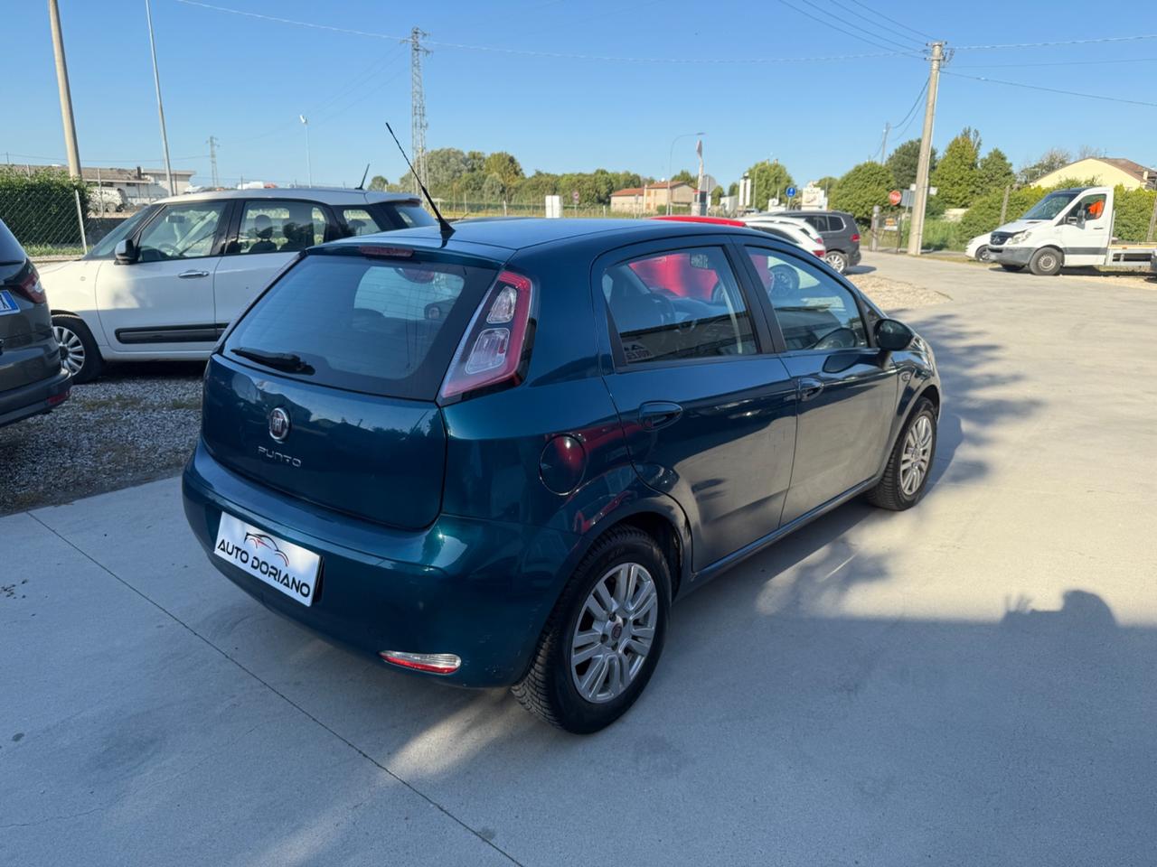 Fiat Punto 1.4 SeS 8V Dualogic 5P Racing (57 kw)