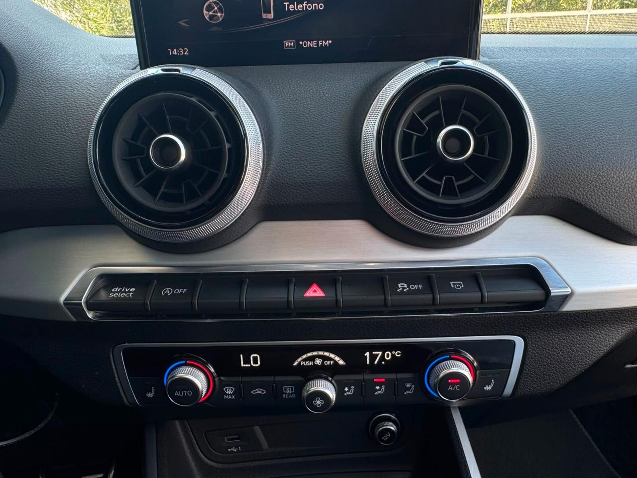 Audi Q2 30 TDI S tronic line Edition Tetto apribile