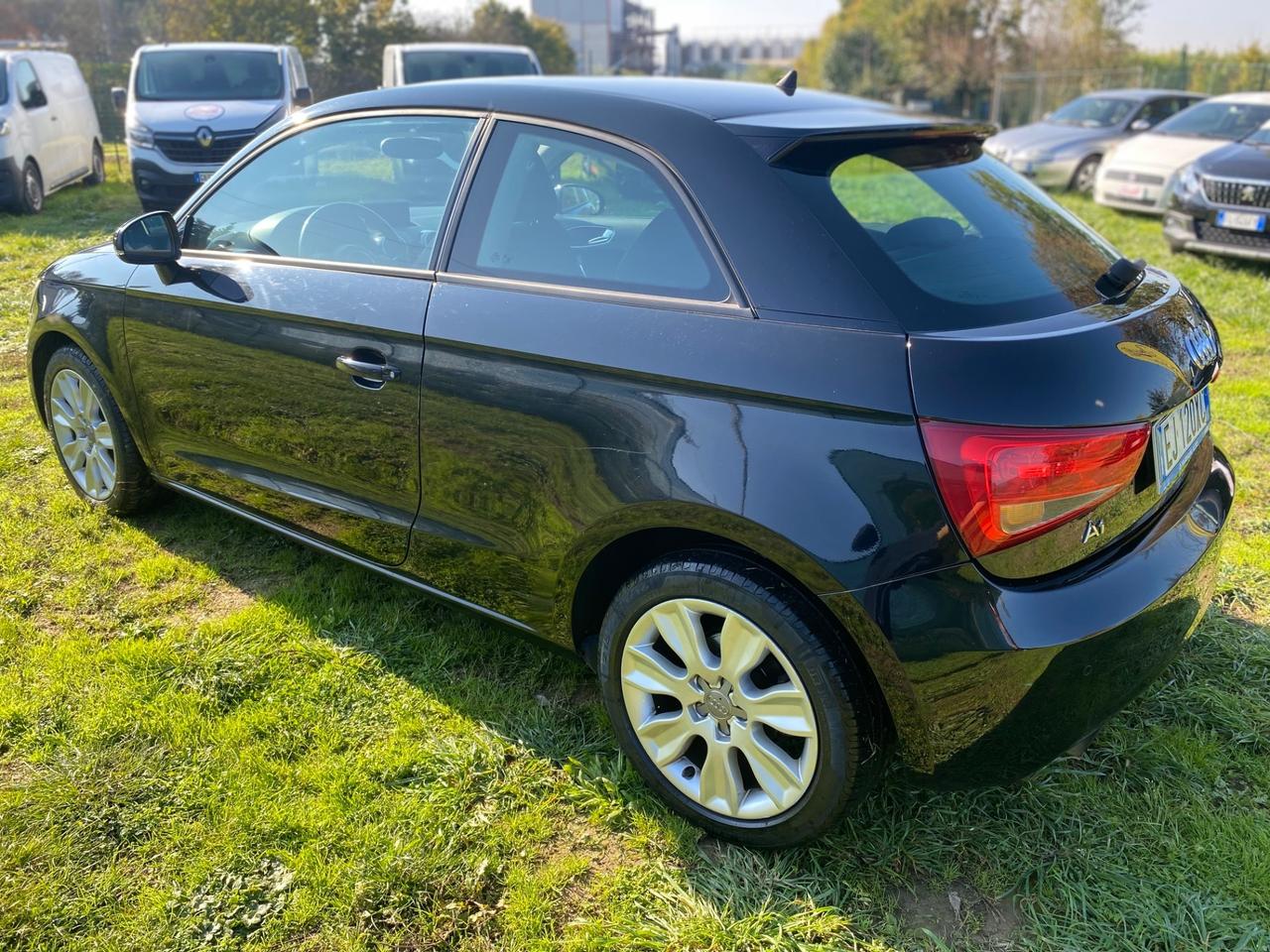 Audi A1 1.6 TDI 105 CV Ambition 3 porte
