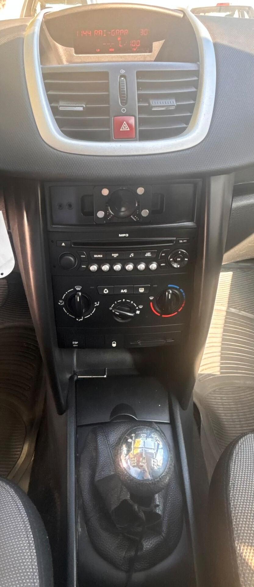 Peugeot 207 1.6 HDi 90CV SW