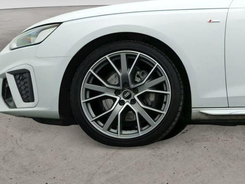 Audi A4 Avant 40 TDI quattro S tronic S line edition