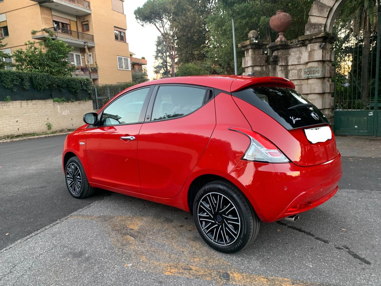 Lancia Ypsilon 1.0 FireFly 5P HIBRIDA 2021 KM37700