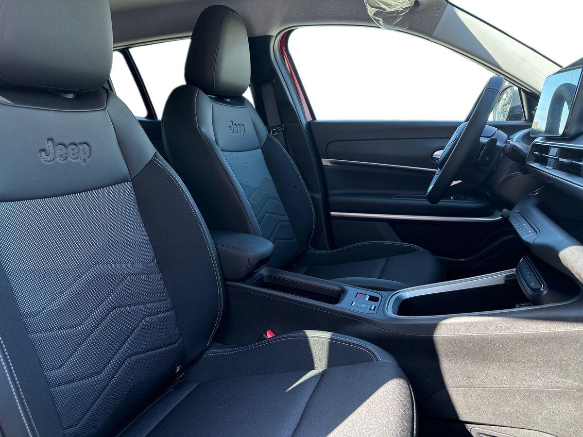 JEEP Avenger E-Hybrid Avenger Summit 1.2 110cv Dct Mhev