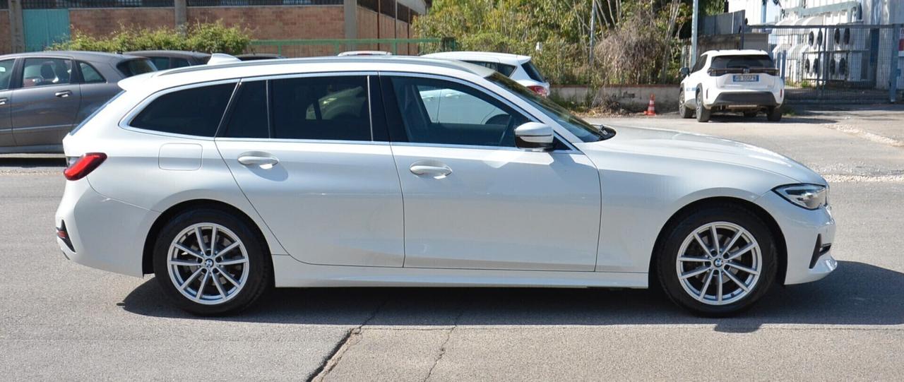 Bmw 318d 48V Touring Business Advantage