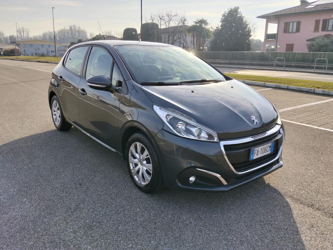 Peugeot 208 PureTech 82Cv 5P*Cerchi*Internet Connect
