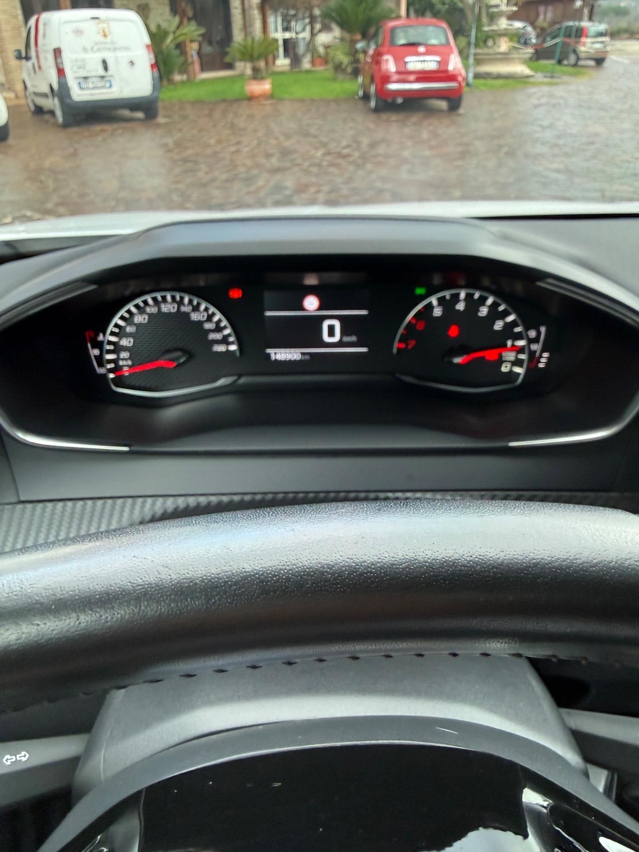 Peugeot 2008 1.5 Diesel anno 25/11/2020 uni proprietario