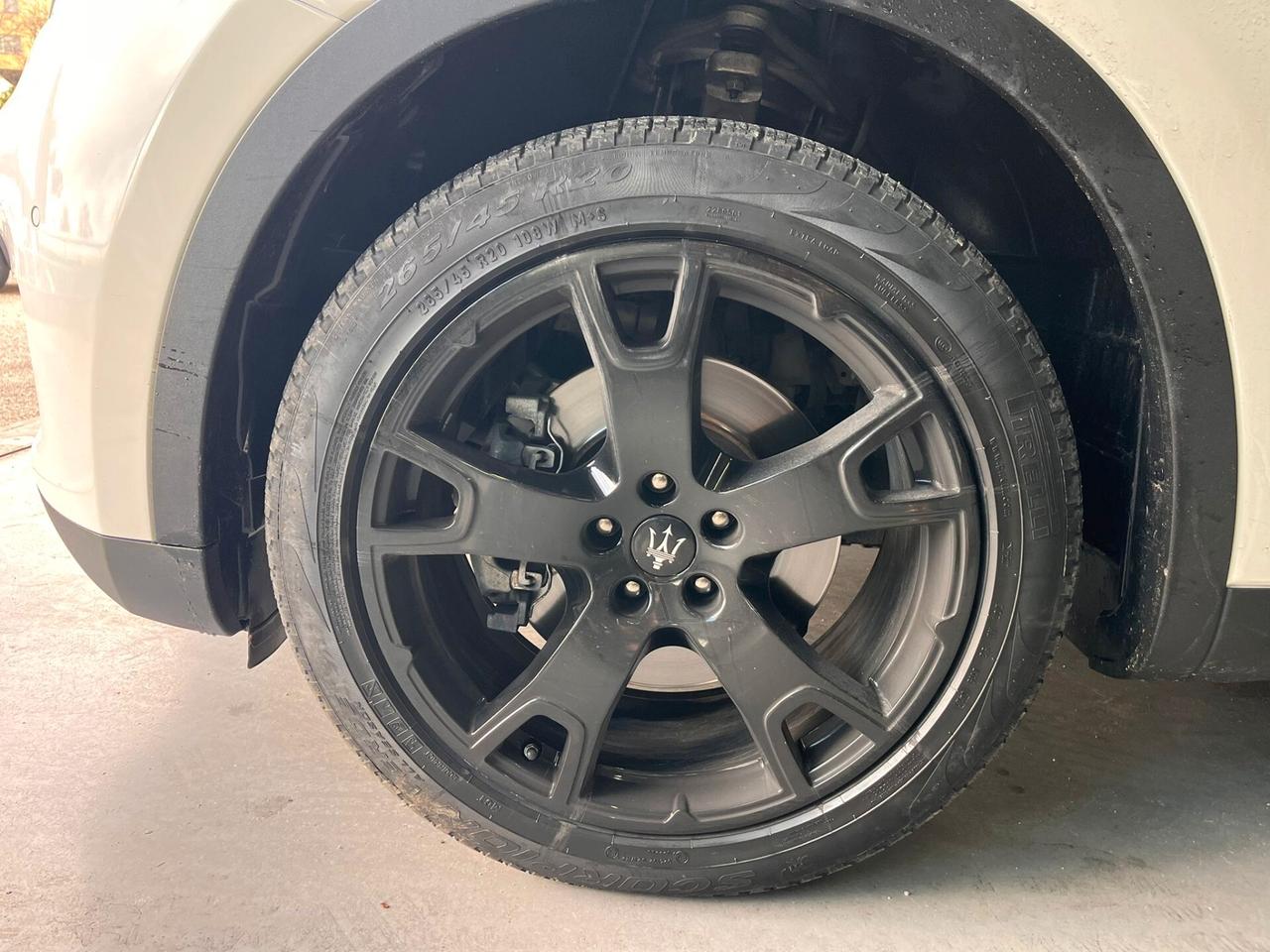 Maserati Levante V6 AWD