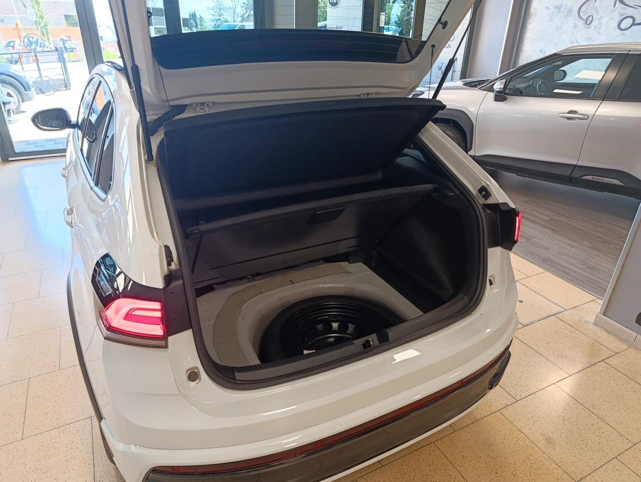 Volkswagen Taigo 1.5 TSI ACT 150 CV DSG R-Line