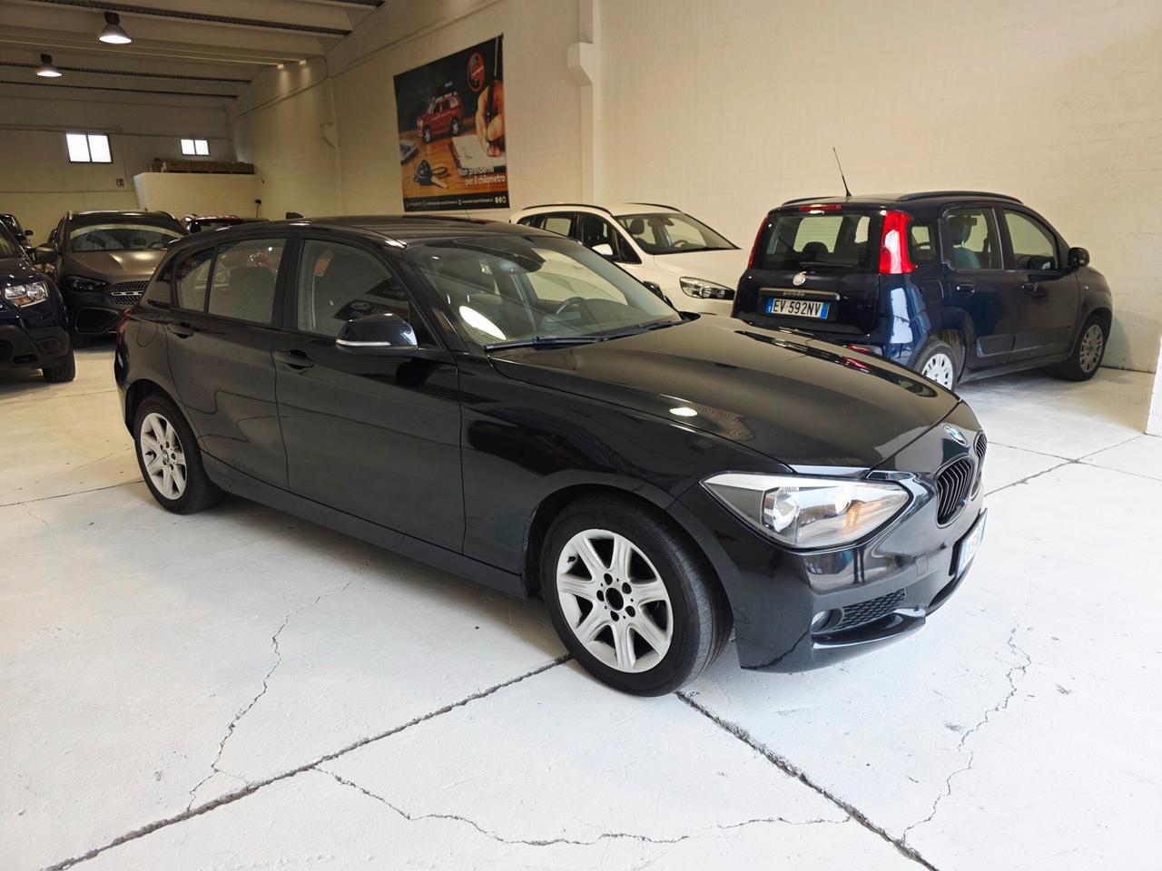 Bmw 114 114d 5p. Unique