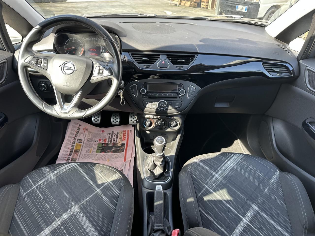 Opel Corsa 1.2 5 porte b-Color Km 128.000