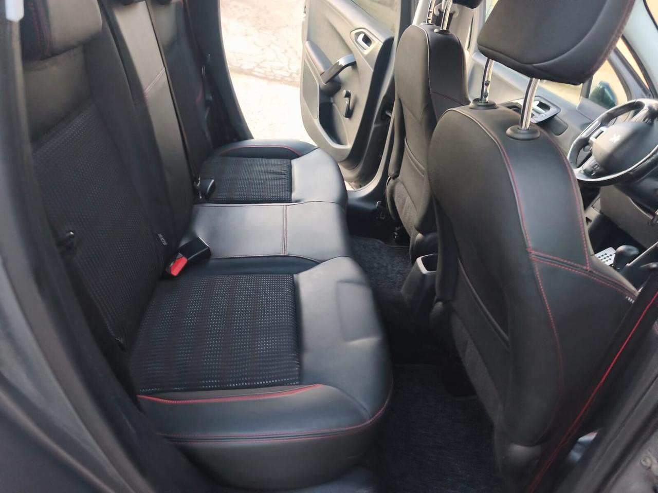 Peugeot 208 GT 2016----1.2 Benzina