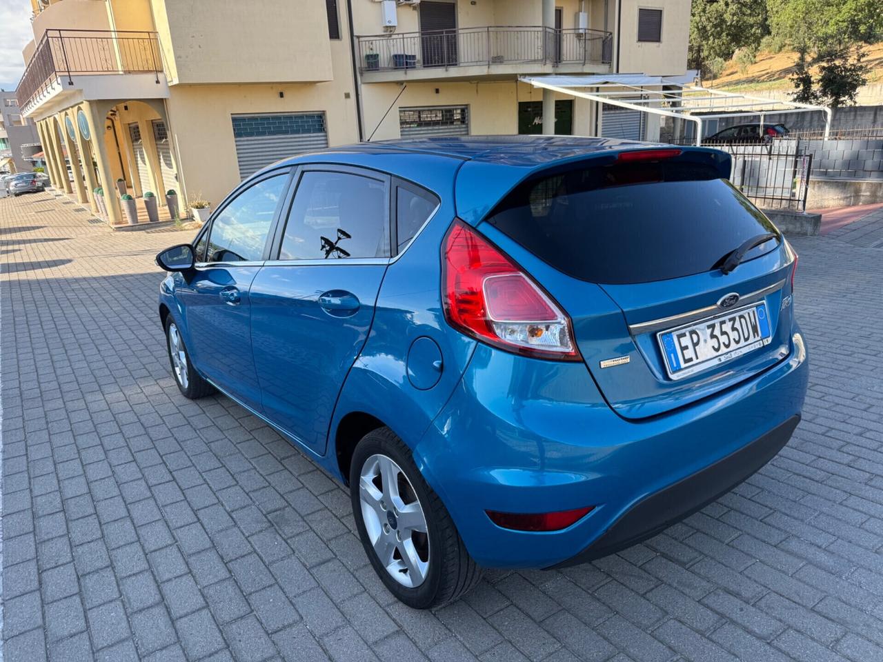 Ford Fiesta 1.5 TDCi 75CV 5 porte Titanium garanzia