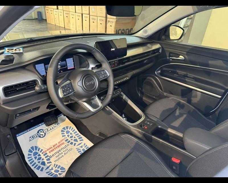 Jeep Avenger 1.2 Turbo MHEV Summit