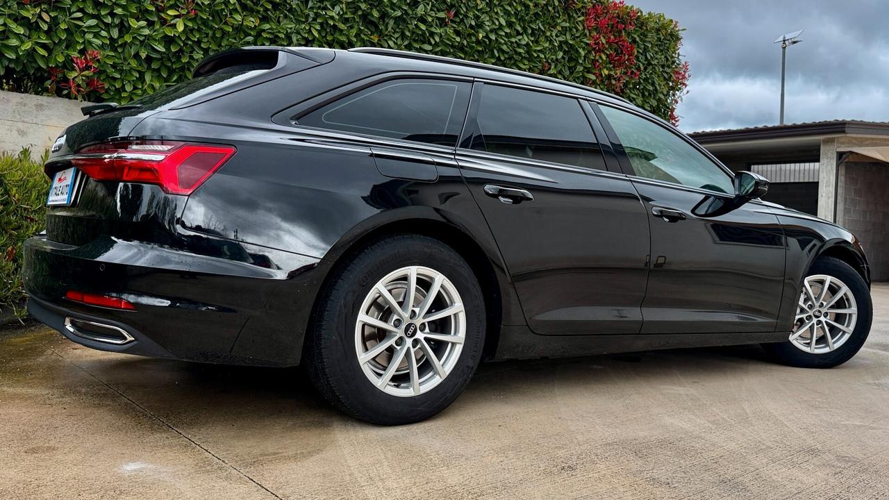 Audi A6 Avant 40 2.0 TDI S tronic Business Plus