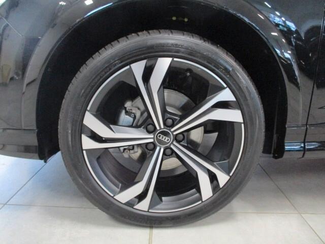 Audi Q3 SPB 35 Black Limited 2.0 TDI 150CV S-Tronic