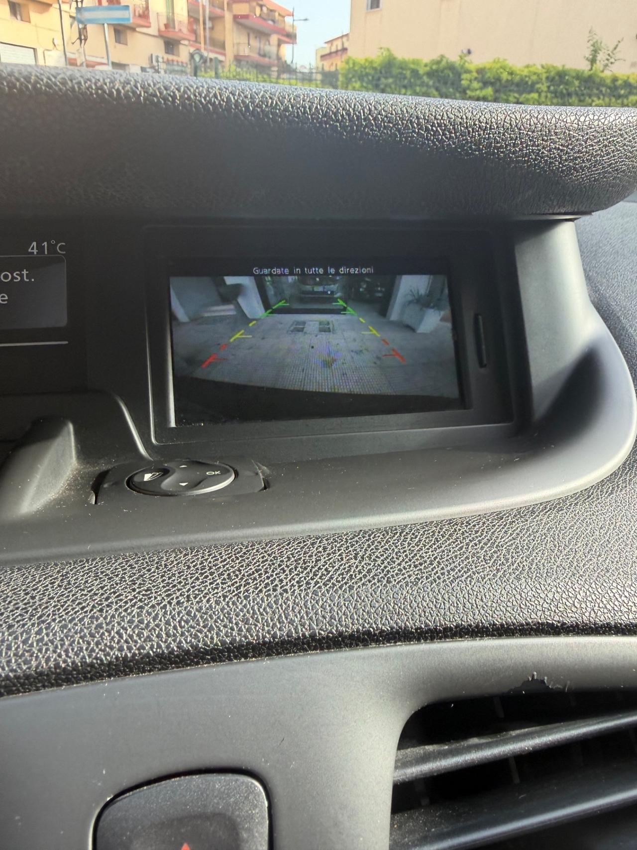 Renault Scenic Scénic XMod dCi 110 CV EDC Limited