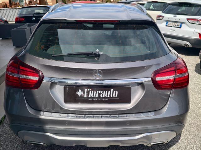 MERCEDES-BENZ GLA 220 d Automatic 4Matic Premium