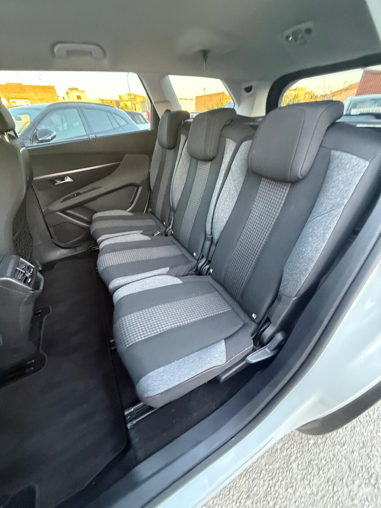 Peugeot 5008 BlueHDi 130 S&S EAT8 Allure