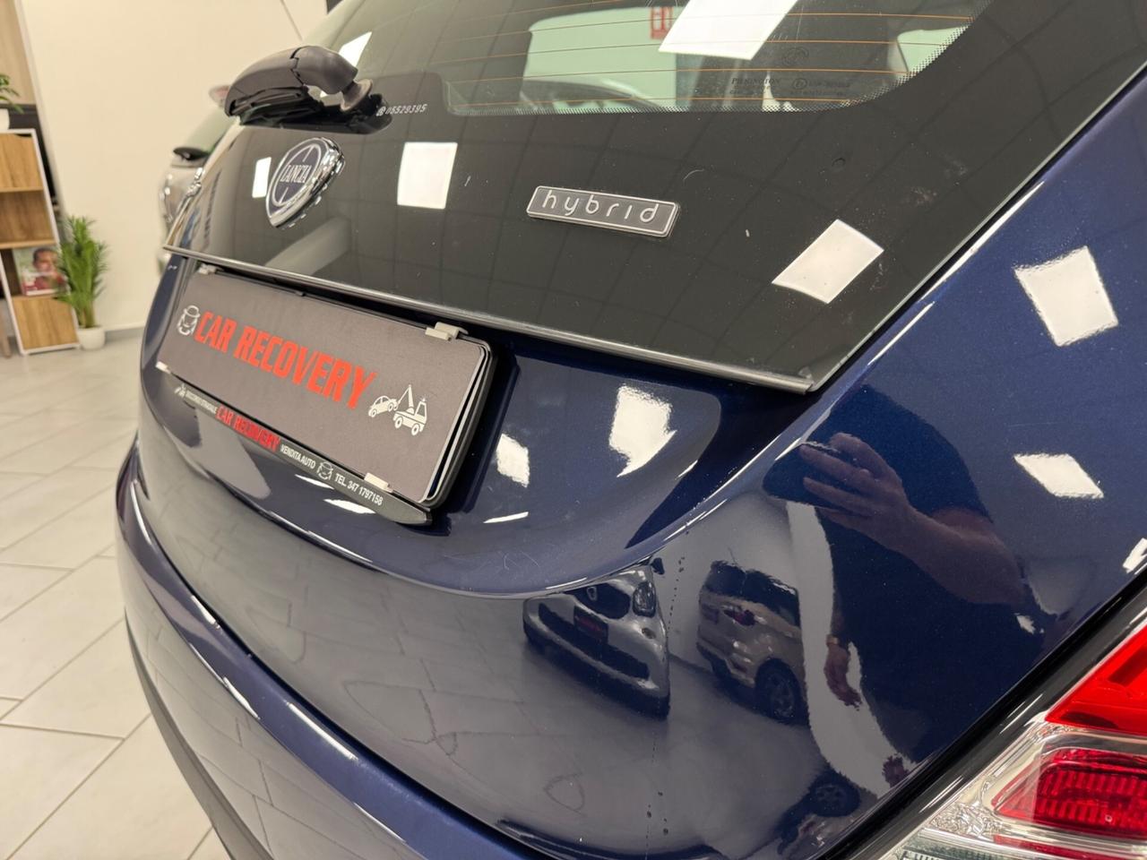 Lancia Ypsilon 1.0 FireFly 5 porte S&S Hybrid Ecoc