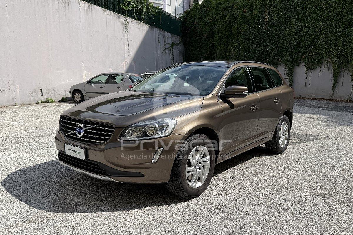 VOLVO XC60 D4 AWD Geartronic Momentum