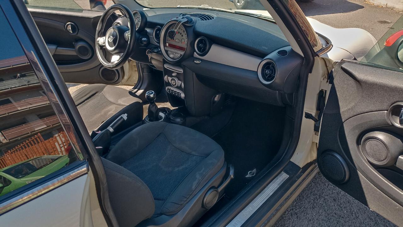 Mini 1.6 16V Cooper D (neopatentati)