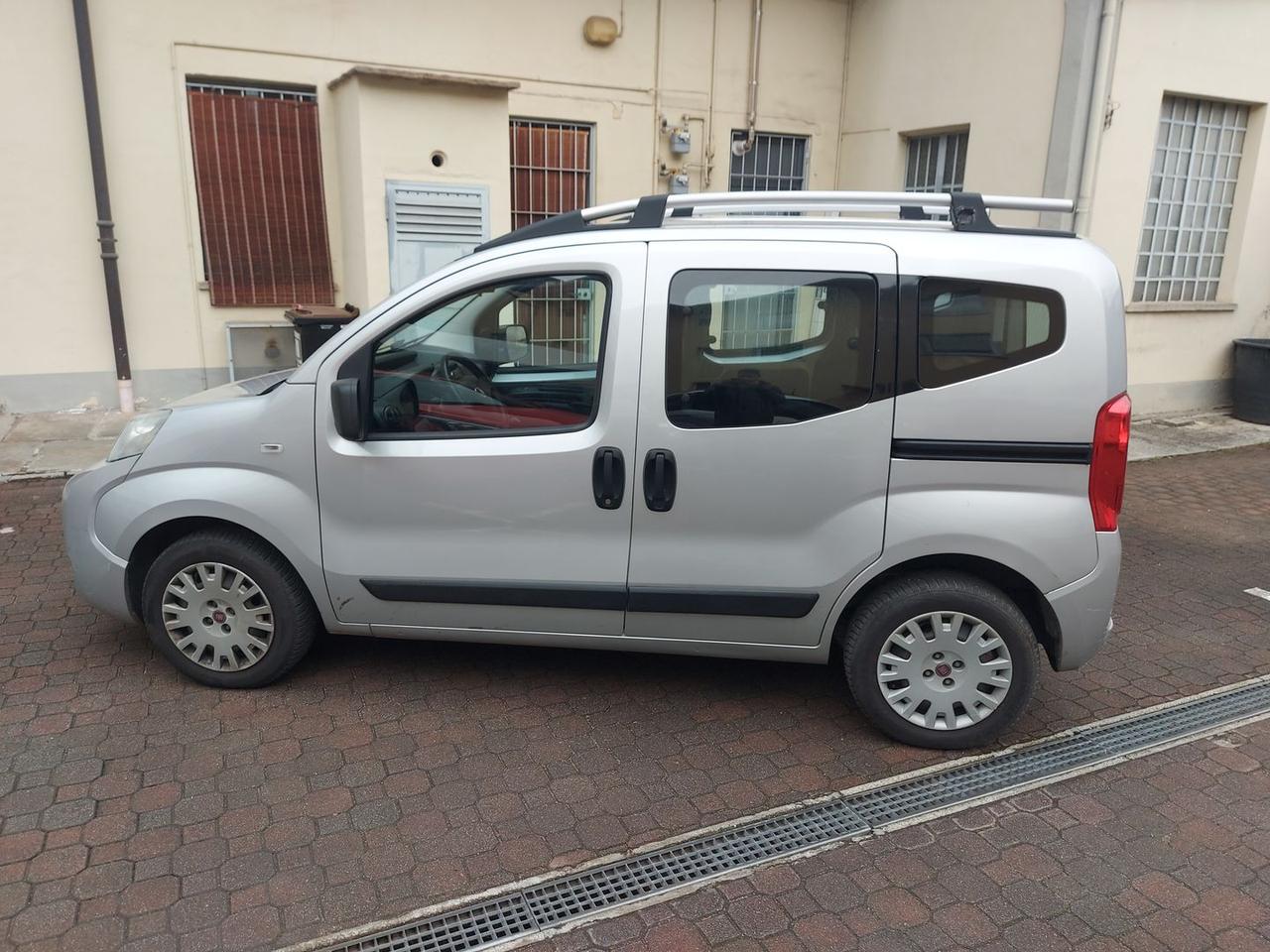 Fiat Qubo 1.3 MJT 75 CAVALLI