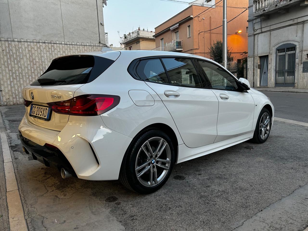 Bmw 118d 5p. Msport