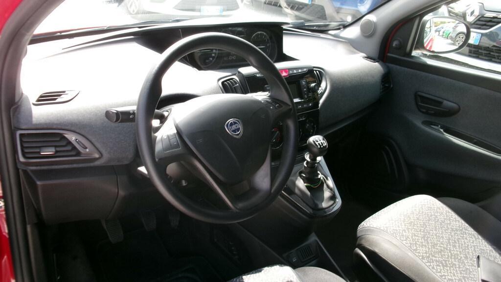 Lancia Ypsilon 5 Porte 1.0 FireFly Hybrid Silver