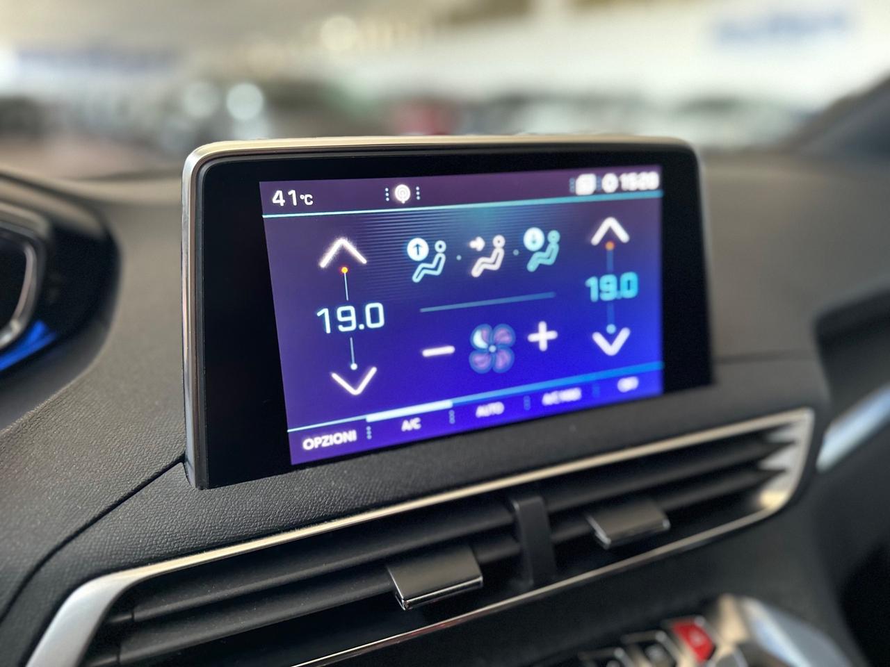 Splendida Peugeot 5008 BlueHDi 130 GT Line/2018