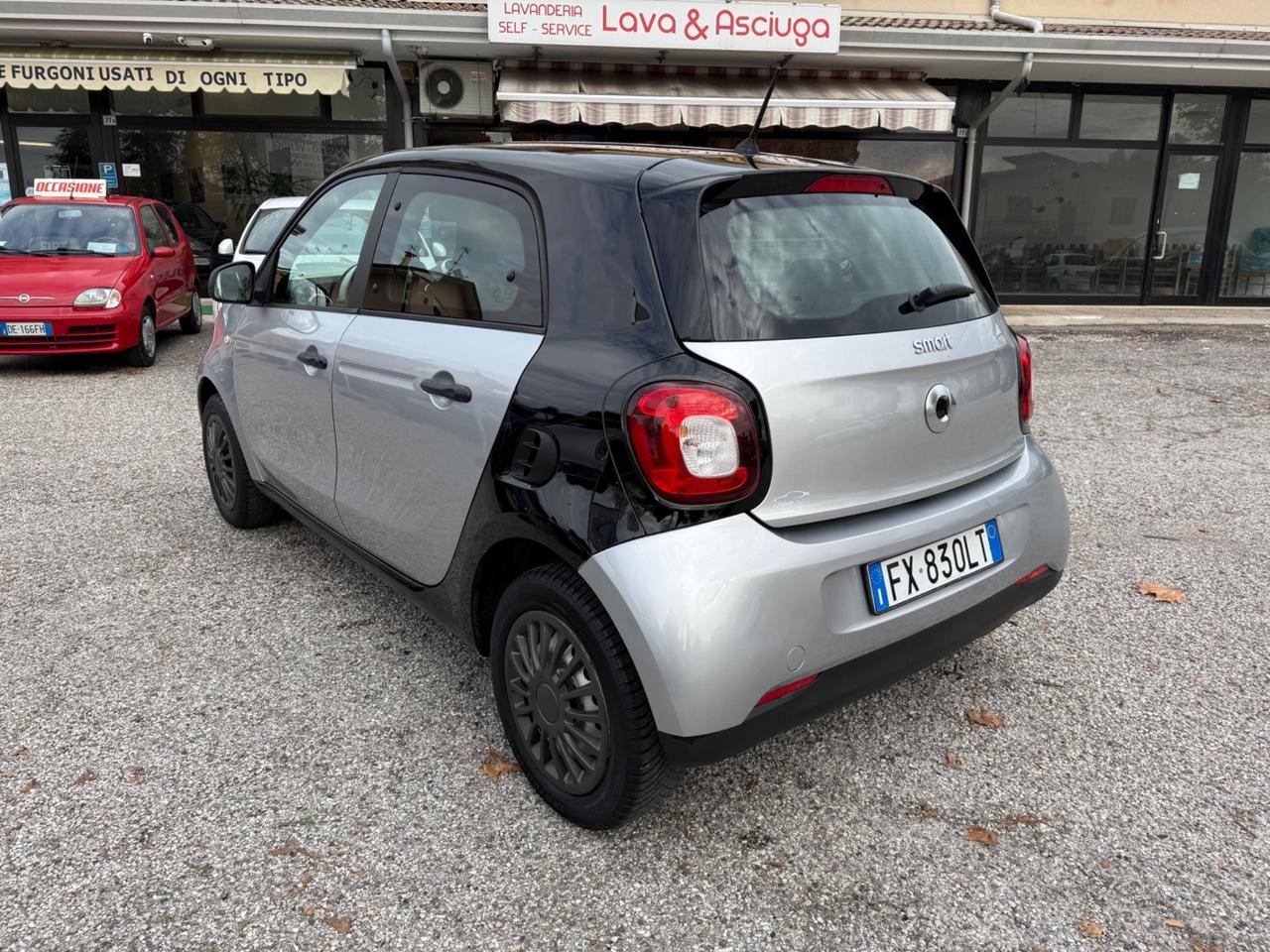 Smart ForFour 70 1.0 Ok Neopatentati