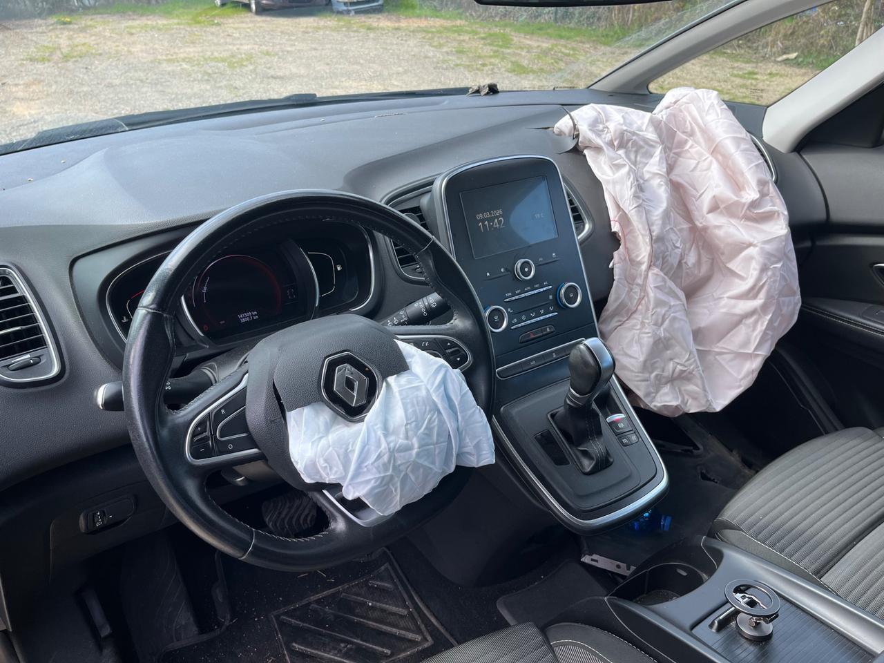 Renault Grand Scenic dCi 8V 110 CV EDC Energy Intens