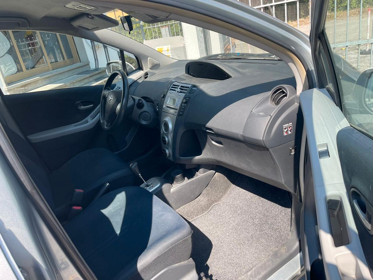 Toyota Yaris 1.4 D-4D 5 porte Sol