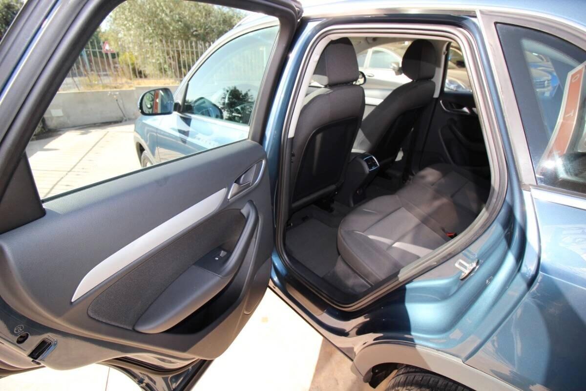 Audi Q3 2.0 TDI 150 CV Business 6 marce | 2016