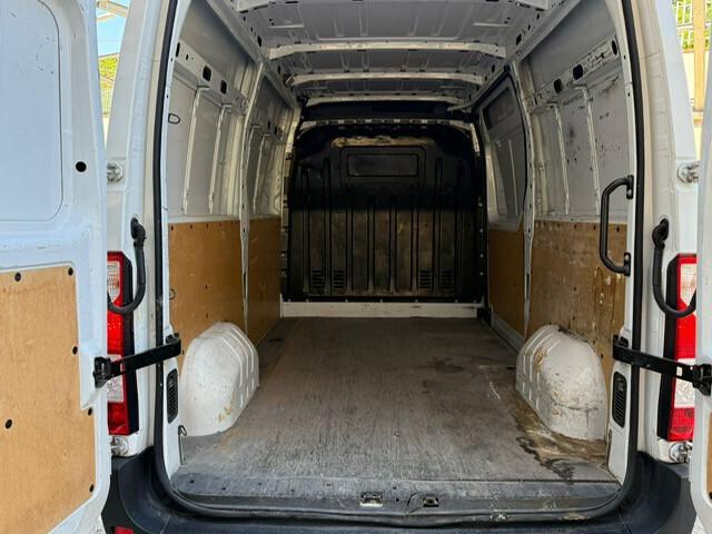 Renault Master 2.2Dci Passo Medio TA