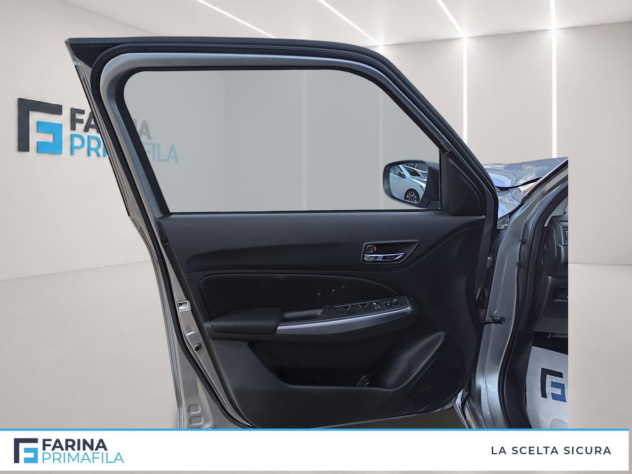 SUZUKI Swift VI 2020 - Swift 1.2h Top 2wd