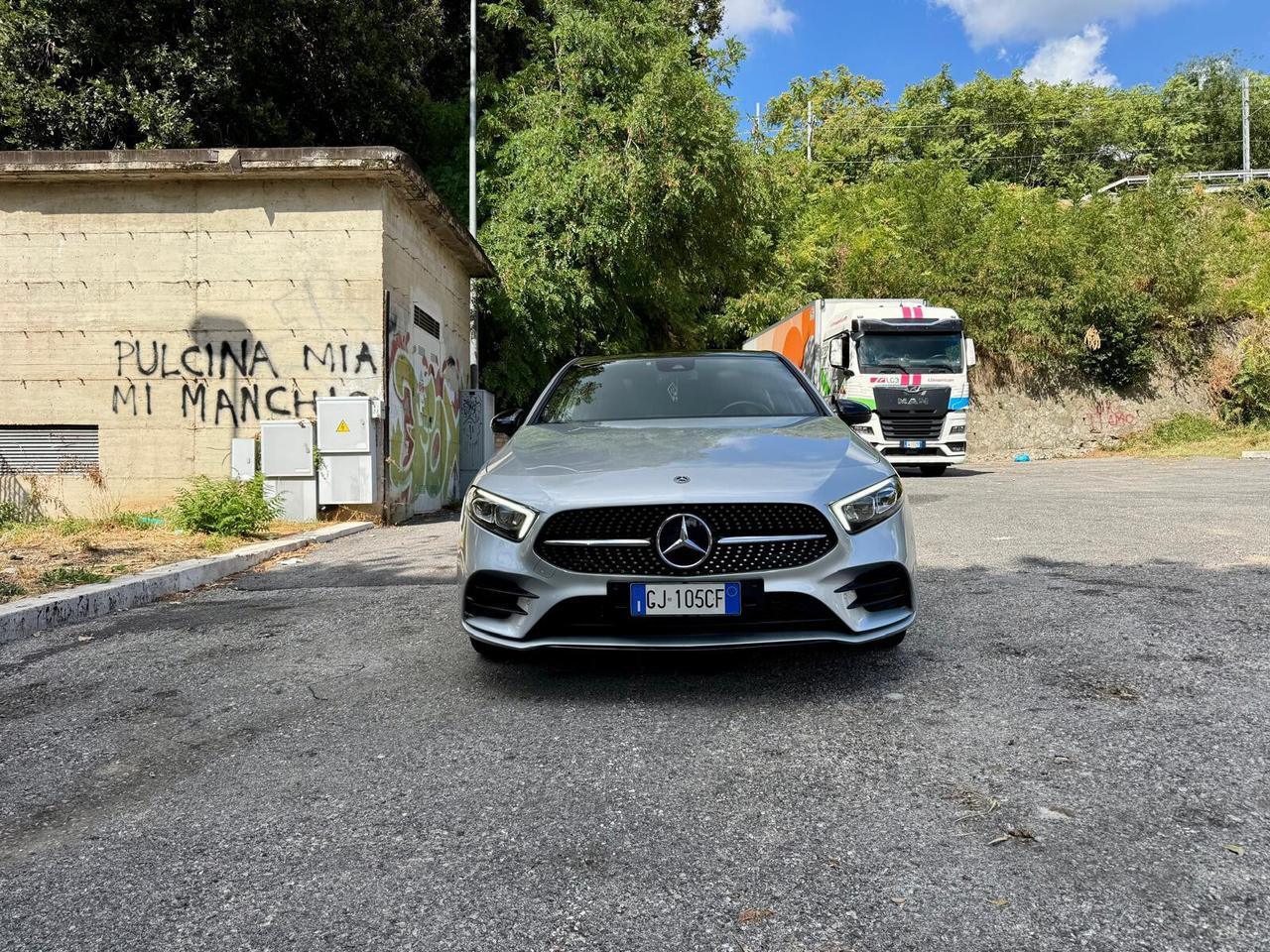 Mercedes A 250e Premium AMG 218CV | Tetto | 18" | Pelle/Alcantara | 57.000 KM