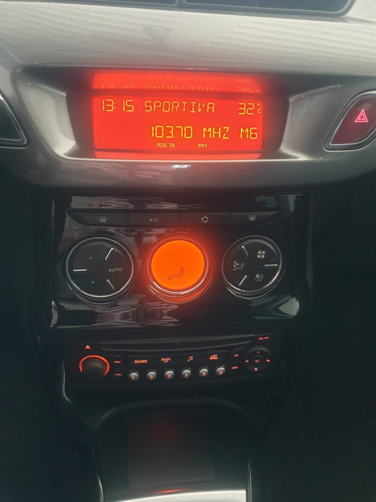 Citroen C3 1.4 Exclusive pochi chilometri! uni pro!