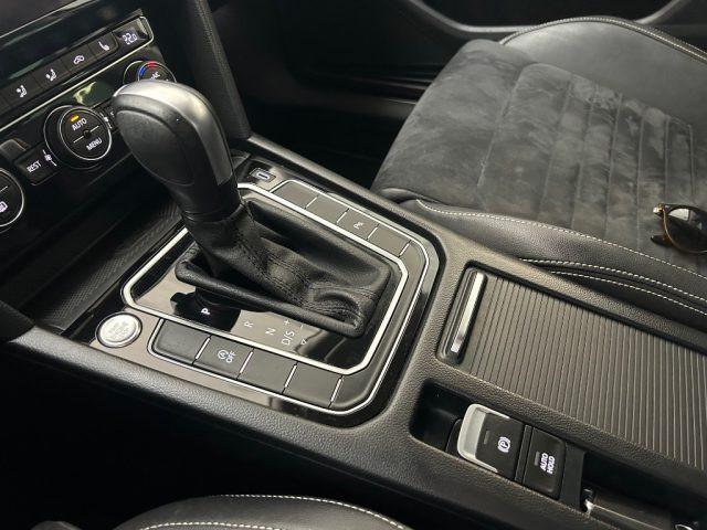 VOLKSWAGEN Passat Variant 2.0 TDI SCR 190 CV 4MOTION DSG Executive BMT