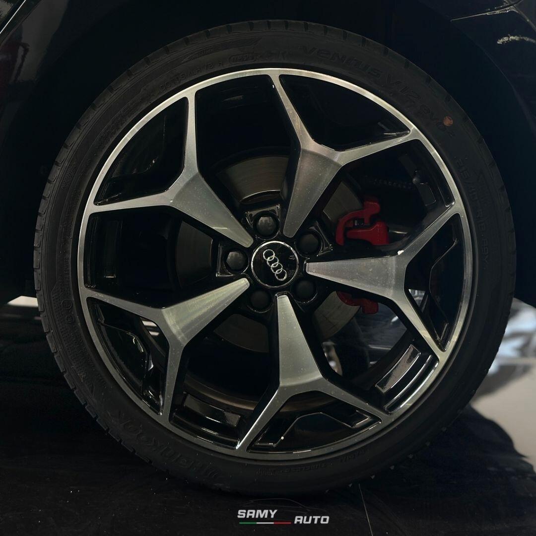 Audi A1 SPB 40 TFSI S tronic Identity Black