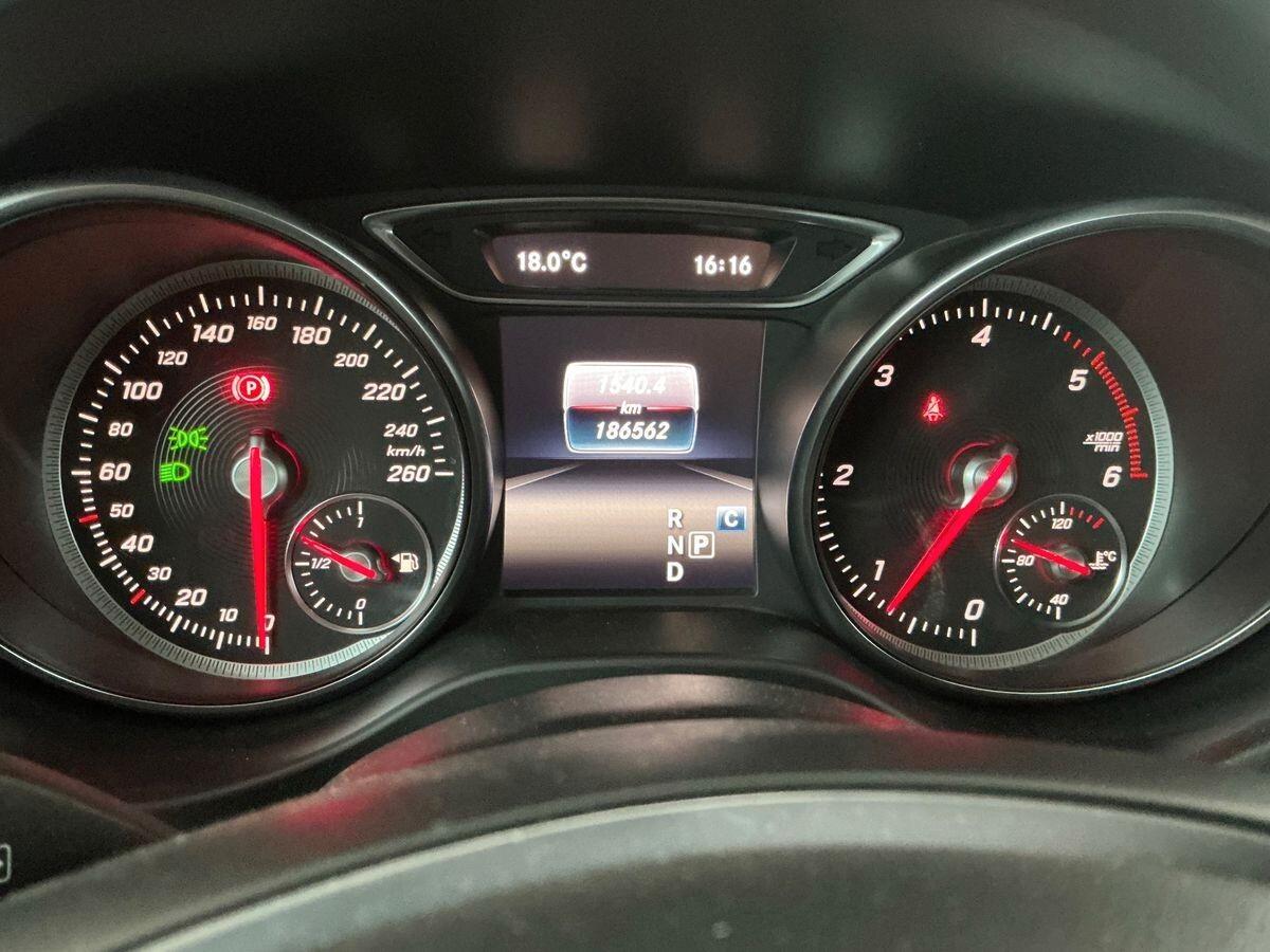 Mercedes-benz GLA 200 d Automatic Sport