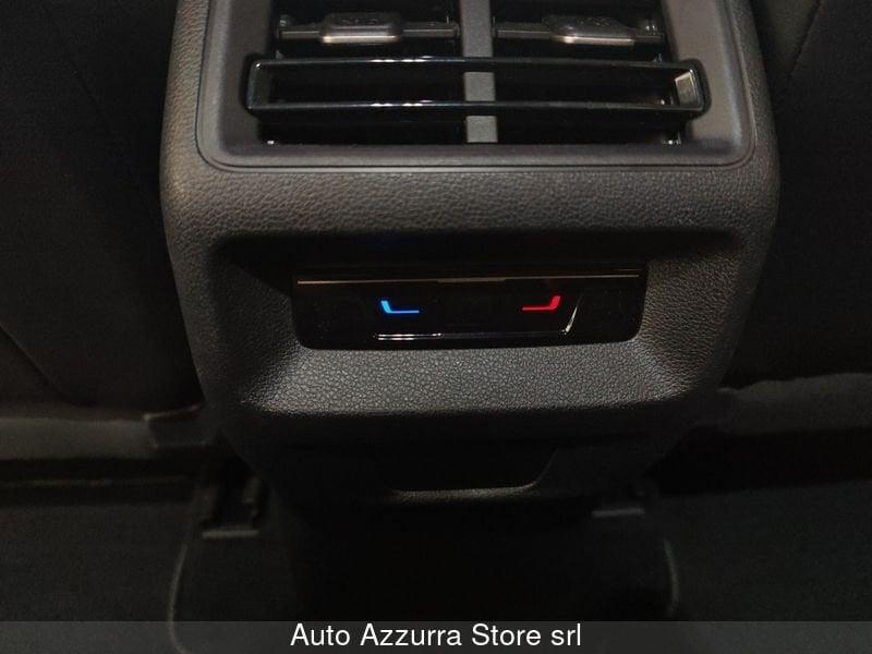 Volkswagen Tiguan Tiguan 2.0 tdi R-Line 150cv dsg *PROMO AZZURRA*