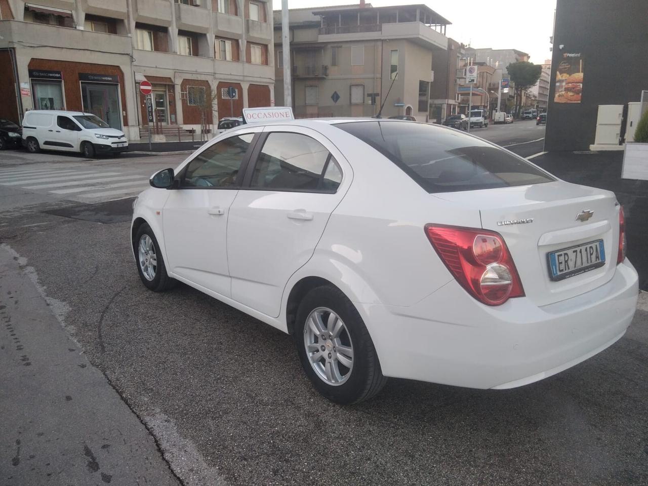 CHEVROLET AVEO